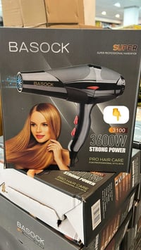 سشوار نوعية ممتازة 3600 واط ابعرض خاص سعر القطعة 4,000 دينار  تعبئة ال...