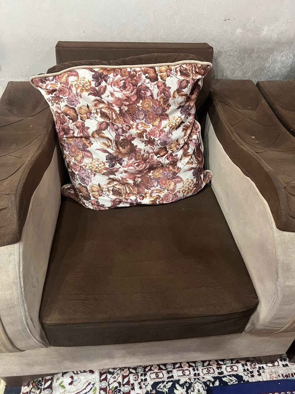 تخم مستعمل 10 مقاعد للبيع ..السعر 600
للاستفسار على الرقم
***********
