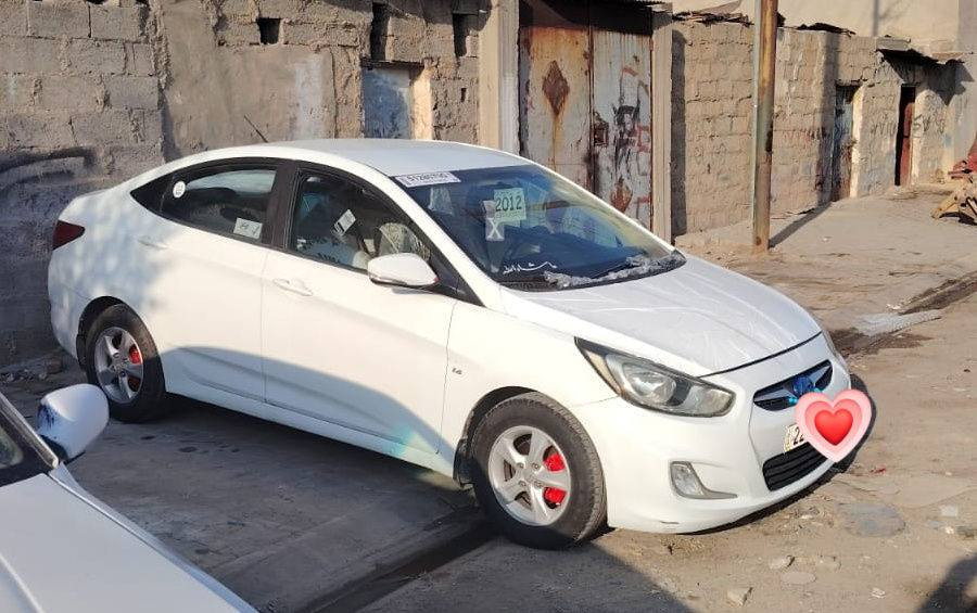 اكسنت مضلع خليجي  2012
رقم سنويه جديد♥️
 تايرات تخم👌 
شاشه ايباد كامره✌️
مكينه كير شرط👌
تريد وكاله تريد تحويل
دواخل جديد
ضرر باب سايق 
وتعديلات بصيطه  بحساب
صبخ حزام مكاني كركوك موبايل ***********
