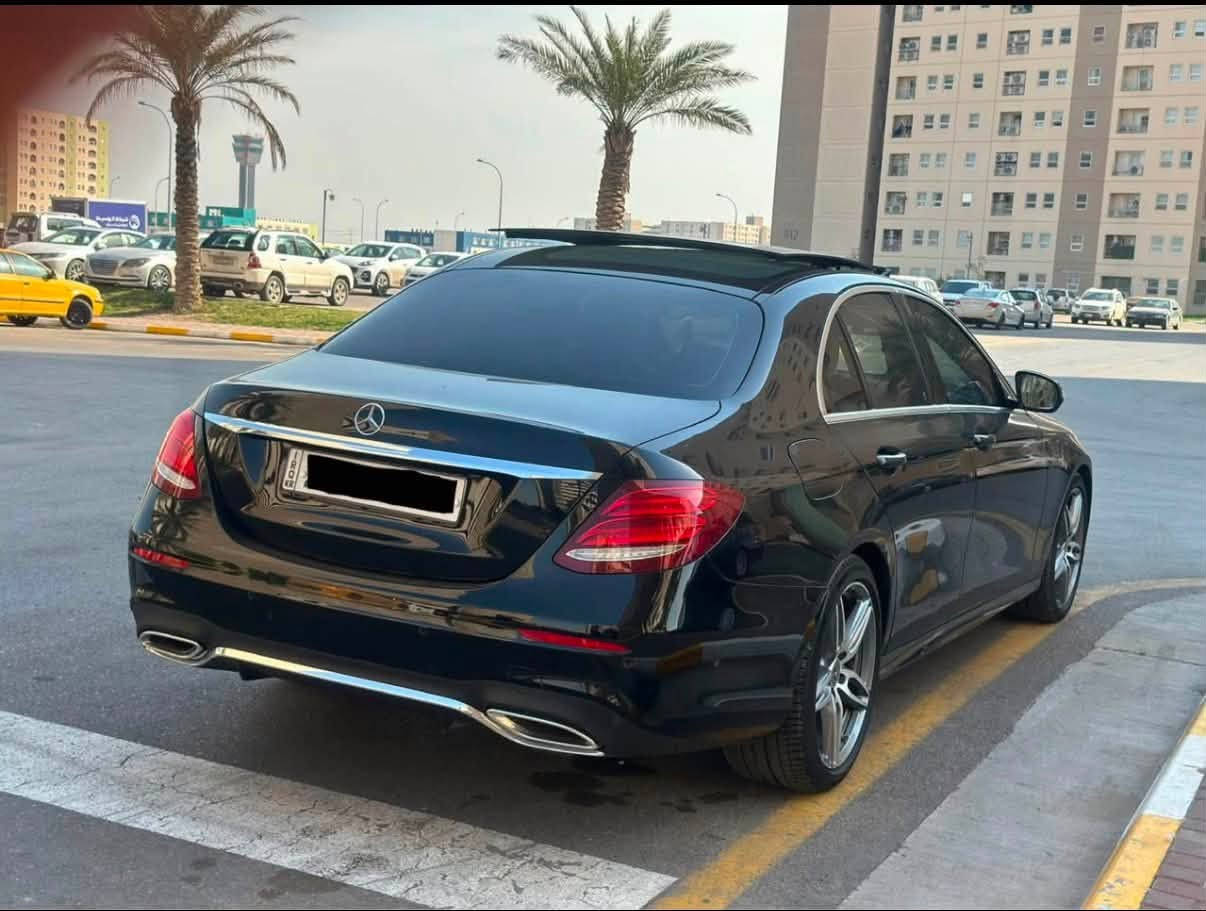 السلام عليكم
مرسيدس للبيع E200 موديل 2019 ماشيه63000 كم 
السياره كلين وارد الماني بصمتين 
اغلب المواصفات مبينه بالصور وان شاء الله معروفه 
السياره مكفوله من الصبغ والضرر والتبديل فقط تعديل pdr
كير مكينه كفاله عامه 
صيانتها بالوكاله وبمراكز معتمده واوراق الصيانه موجوده وكتلوكات السياره وارضيات اصليه موجوده جديده 
وتجي وتشوف السياره وتحكم ان شاء الله
نظيفه كلش من الخارج ومن الداخل 
عليها تغليف PPF بالكامل ضمان 10 سنوات من مركز الخطاط صادق 
*********** واتساب

