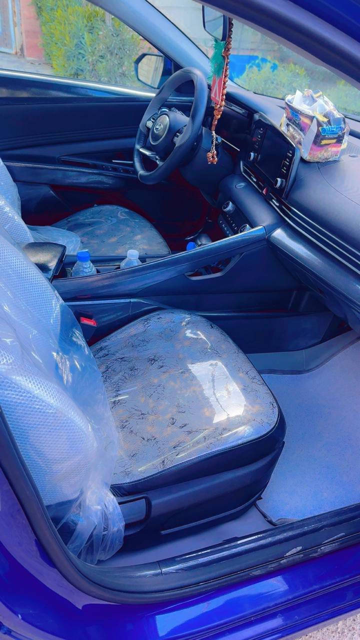 النترا  2022  فول مواصفات عدا البانوراما سياره جديده وضربتها جاملغ الخلفي فقط السياره رقم بغداد ((( معوقين ))) إني مكلف بالنشر اللي يحب يراسل على الرقم  ‭0771 129 5446‬

السعر 135 وبيها مجال
