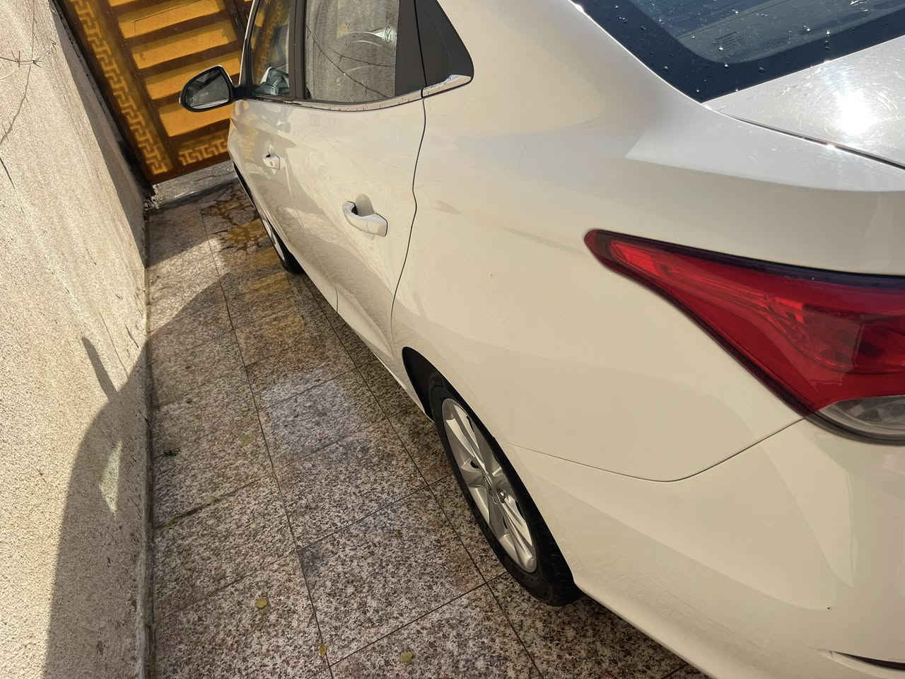 سلام عليكم 
شانجان السفن موديل 2024 سياره باسمي تحويل مباشر سياره بعدها بلضمان 
محرك 1500 تنفس طبيعي +القوة الحصانية 105+العزم 145+حجم خزان الوقود 40L+گير 5سرعات dct ياباني +دفع العجلات 2wd+انظمة قيادة (2)سبورت ونرومال 

المواصفات 

فتحة سقف+كامرة خلفية مع حساسات خلفية +تبريد بستم +تحكمات مقود +تثبيت سرعة +مانع انزلاق +كشنات جلد +تحكمات مري +شاشة 7 انج 

بيه رصعات موضحه بلسونار  بيع او مرواس حسب القناعه 
السعر 85
الاستفسار 

***********
