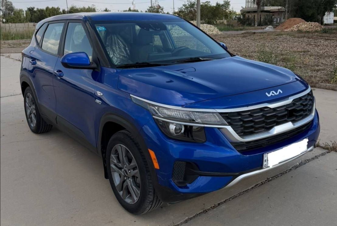 السلام عليكم 
سليتوس محرك ٢٠٠٠ حادثها فقد الجامه الامامية موديل 2022 رقم بغداد كير AT ماشية حاليآ 40  الف مشروع وطني باسمي السياره عليها ادامه كامله دهن جديد لكمولي وبانزين محسن بيها عدتها سبيرها كامله وجاهزه فور ويل تحكمات اطفاء ذاتي من توكف بالازدحام 
صورها وصور حادثها وسونارها وكل تفاصيلها بالمنشور 
السعر 165‪ دولار 
رقم الشاصي KNDEPCAA0N7251738
مكان السيارة البياع 
***********‪ واتساب او اتصال
