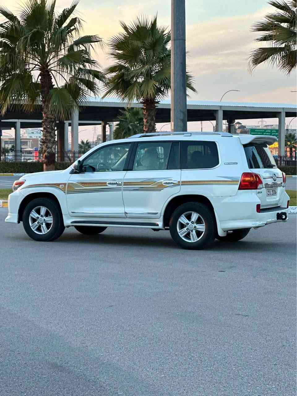 � تويوتا لاندكروزر GXR للبيع – مواصفات كاملة

🔹 الموديل: Toyota Land Cruiser GXR
🔹 سنة الصنع / موديل: 2011
🔹 المحرك: 4.0 V6
🔹 القير: أوتوماتيك
🔹 الوقود: بنزين
🔹 الدفع: رباعي (4×4)
🔹 الممشى: 200,000 كم
🔹 اللون الخارجي: أبيض
🔹 اللون الداخلي: بيج

⭐ مواصفات ومميزات:
✅ سيارة أيد واحد
✅ بدون صبغ نهائياً
⚠️ بيها (3) تعديلات فقط
✅ تجي سلايت + سلاجة
✅ مكيف قوي وفعّال
✅ مكينة، قير، ودفرنسات بحالة ممتازة
✅ شاصي نظيف
✅ استخدام شخصي محافظ
✅ جاهزة للفحص بأي مكان

💰 السعر: 28,800$ (قابل للتفاوض البسيط)
📍 الموقع: دهوك

📞 للاتصال:
***********
*********** دهوك, العراق
