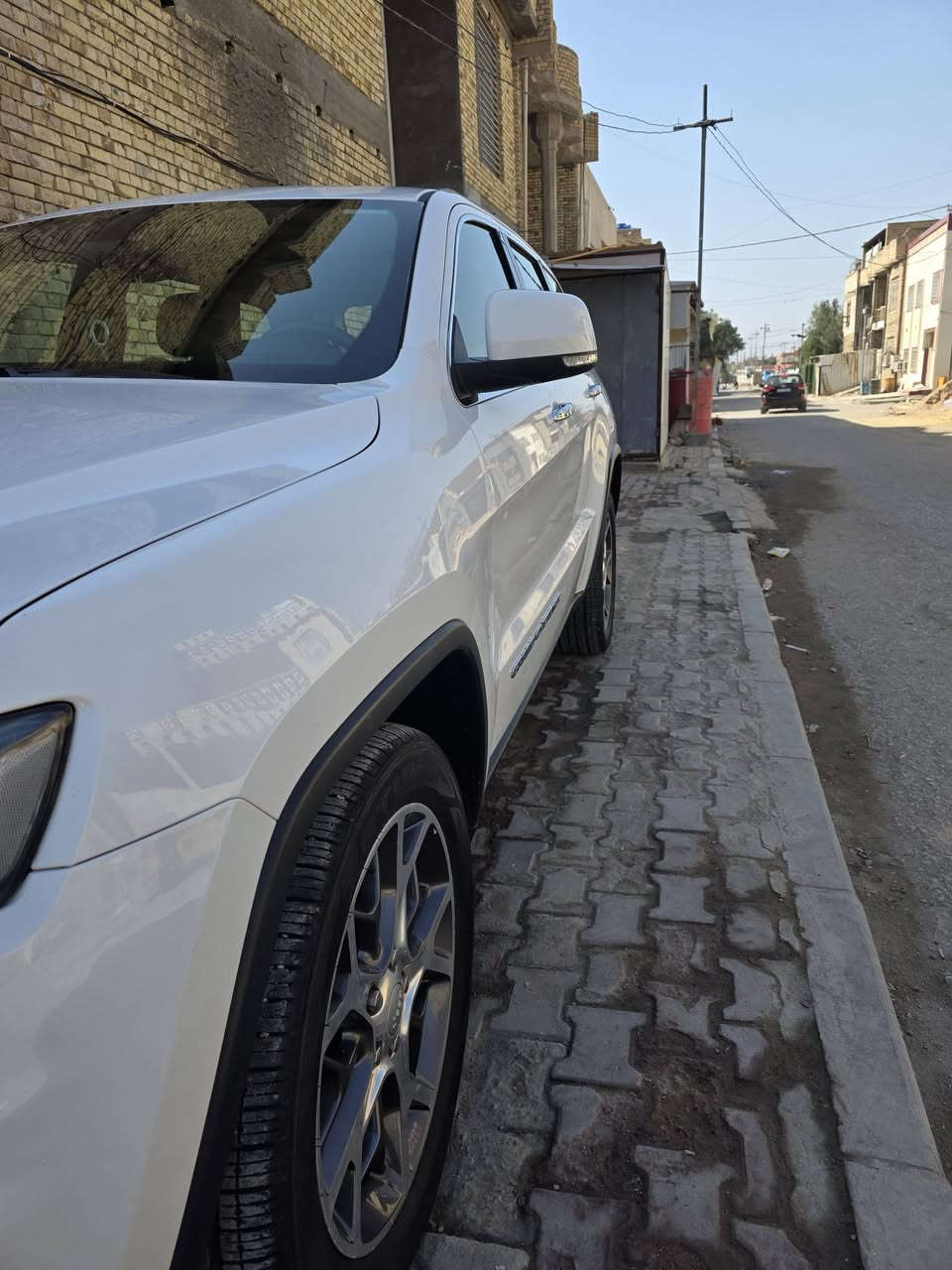 جيب لاريدو موديل ٢٠١٩ خليجي كفالة عامة حتى الدعامية
سيارة فول مواصفات داخلها بيجي
رقم بغداد   
فتحه
شاشه 
حساسات امامي
حساسات خلفي
شفتات
رادار خلفي
رادر جانبي
مرايه كهرباء
زراكات لايت
لايت لد
كشنات كهرباء
كشنات جلد
جنطه كهربائية
السياره نضيفه احله من الصور 
***********
