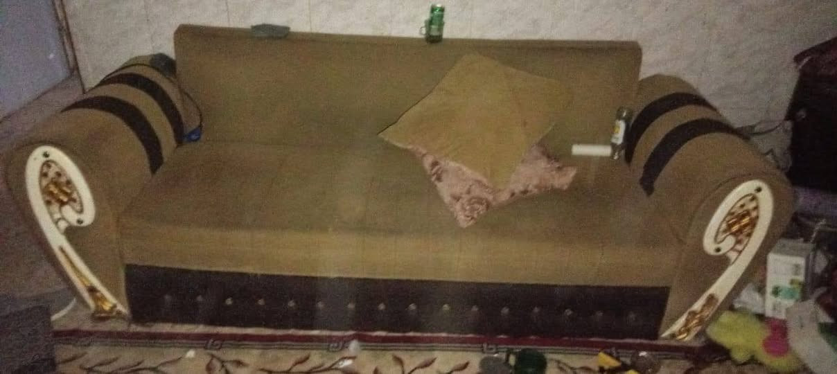 قنفتين للبيع بسعر 75 دوشمتهن مادايسه مابيه شي بس ترتيب للرجلين


**إذا كنت صاحب هذا الإعلان وتريد حذفه لأي سبب، رجاءا أرسل رسالة إلى الدعم الفني**