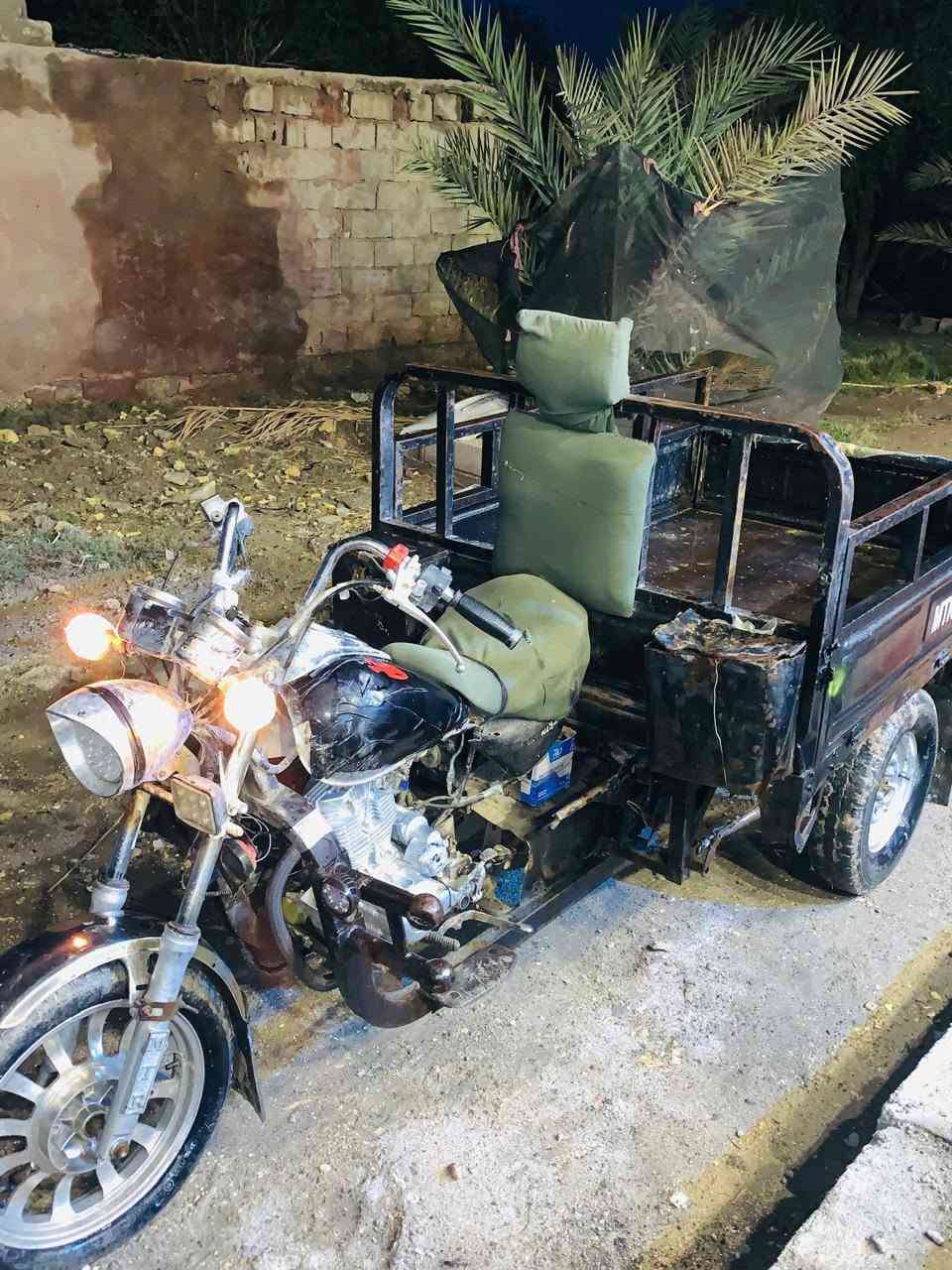 ستوته لبيع رقم ابيض محرك 25برغي ما مفتوع بي شاصي مكفزل السعر مناسب الشراي يراسل خاص وي حيل ويدلل و مكاني وركاء رقم الهاتف ***********
