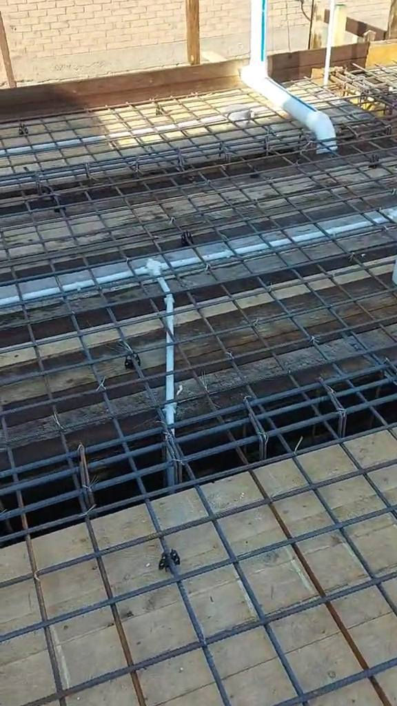 السلام عليكم 
يوجد كوادر تسليح تسفيط بلوك اساس وتسليح
 بناء بيوت شغل درجة اولى گدام العين
للاتصال على الرقم (***********) 👇
