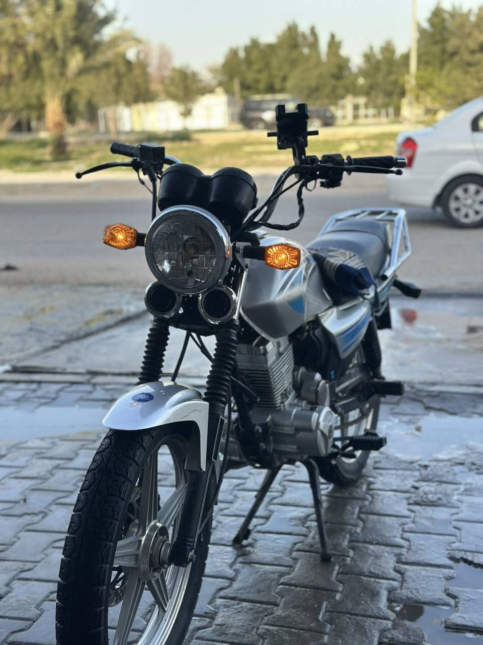 للبيع دراجه دايون موديل 21طالعه نهايه سنه يعني يعتبر
22 اوراق اصولي شغاله سلف هندر ماعايزه شي كهربائيات كله شغال مكينه برقي ما مفتوح بيه بس مبدل كلجات السعر ب مليون و 100 وبيه مجال للاستفسار ***********
