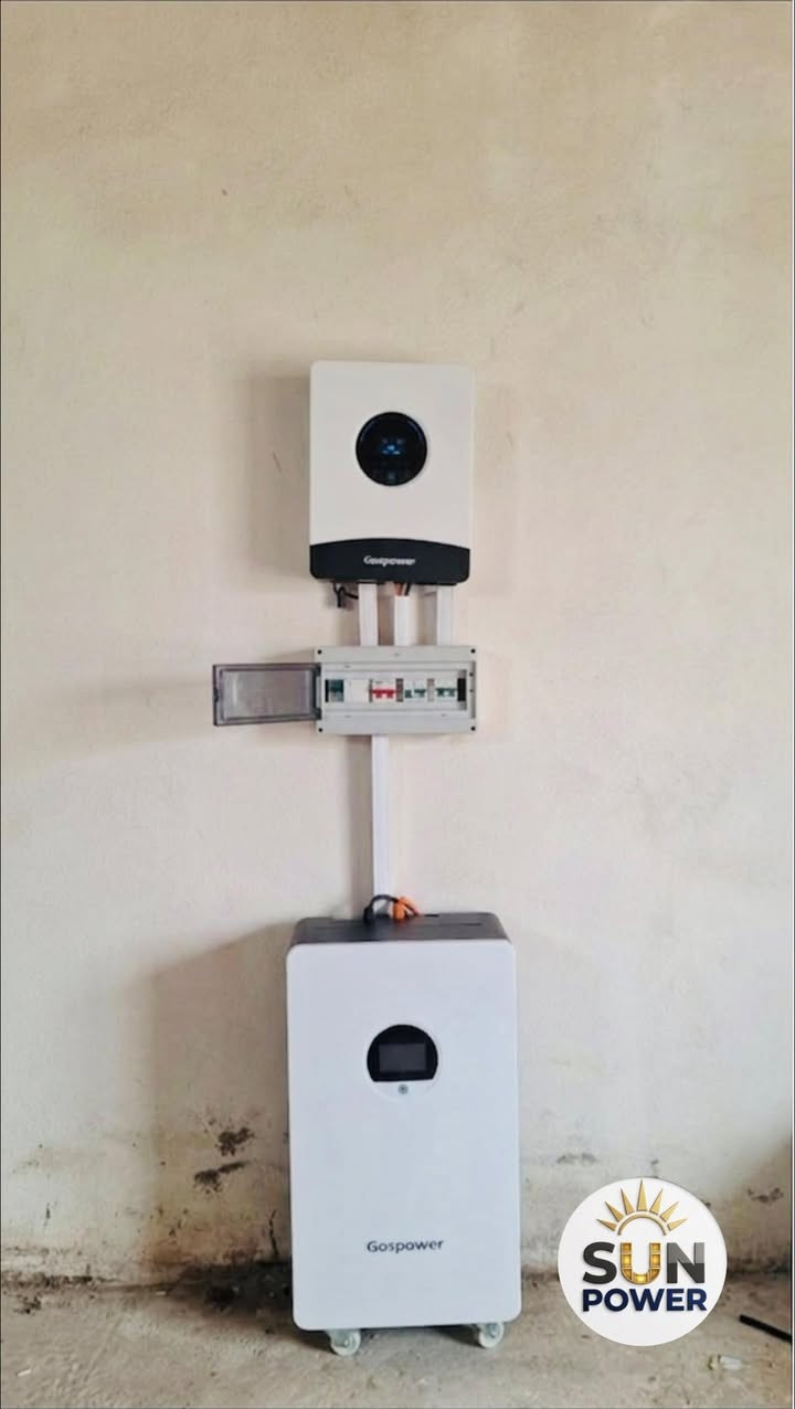 كومپانیه سه‌ن پاوه‌ر. سیستەمەکێ ژیر بۆ پاشەڕۆژێ! 💻☀️

ل خانکێ - قەسر ئێزدین، مە سیستەمەکێ نموونەیی یێ وزەیا رۆژێ جێبەجێ کر. ئەڤ سیستەمە هاتییە دیزاینکرن دا کو هەمی پێدڤیێن مالێ ب بێ کێشە دابین بکەت و کارەبەکا پاقژ و بەردەوام بدەتە خودانێ مالێ

شركة صن باور.. نظام ذكي للمستقبل! 💻☀️

قمنا اليوم في منطقة (خانكێ - قصر إيزدين) بتنفيذ نظام نموذجي للطاقة الشمسية. تم تصميم هذا النظام بدقة عالية ليلبي كافة احتياجات المنزل بكل سهولة، ويوفر طاقة نظيفة ومستمرة لصاحب المنزل.

Sun Power Company.. A Smart System for the Future! 💻☀️
Today, in the (Khanke - Qasr Eizdin) area, we successfully implemented a model solar energy system. This system is professionally designed to meet all household needs seamlessly, providing clean and continuous power to the homeowner.

{***********-***********}

SunPower #SolarEnergy #GreenEnergy #Khanke #Kurdistan #الطاقة_الشمسية #سەن_پاوەر
