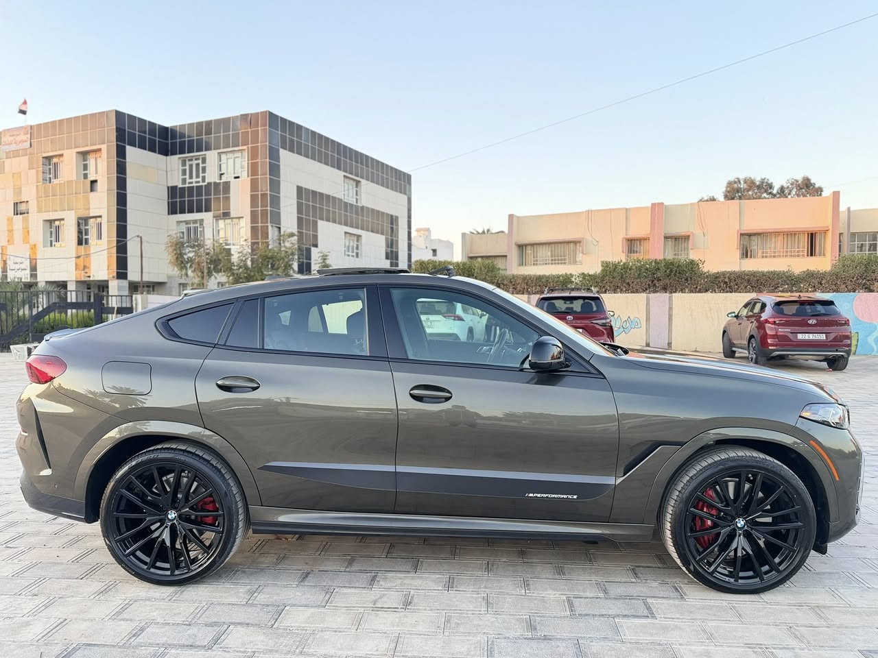 ياالله

السلام عليكم BMW2024 X6 ام بكج وارد امريكي  

Bmw X6 M60I 2024 Green 4.4L

حجم المكينه : 4.4L V8 

المسافة المقطوعة : 10 الف ميل 

الضرر : بدون ضرر تخريب فقط

الايرباك : سليم مطاك ولا ايرباك 

#مواصفاتها

1.شاشه 

2.بصمه 

4.بنوراما

5.كشنات جلد

6.هيترات بالكشنات

7.ويل كب

8.حساسات خلفي امامي

9.هندبريك بصمه

10.قطعتين تبريد

11.كشنات كهرباء

12.لايتات لد + زنون

13.بكلايت لد

14.شحن وايرليس

15.اناره داخليه 7 الوان

16.صندوك كهرباء

17.رادرات 360

18.اشاير بالمري

19. اتو هولد

20. كشن السايق ميمري

فول مواصفات 1/1 جاهزه مرقم اربيل 

السعر : 780 وبيها مجال  

تفاصيل اكثر هذا رقمي

 📞***********

مكاني بغداد حي الجامعه
