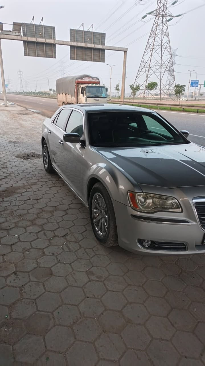 سلام عليكم اوبامه 2012كفاله عامه سياره جاهزه من كلشي ما بيه اي نفقص ***********
