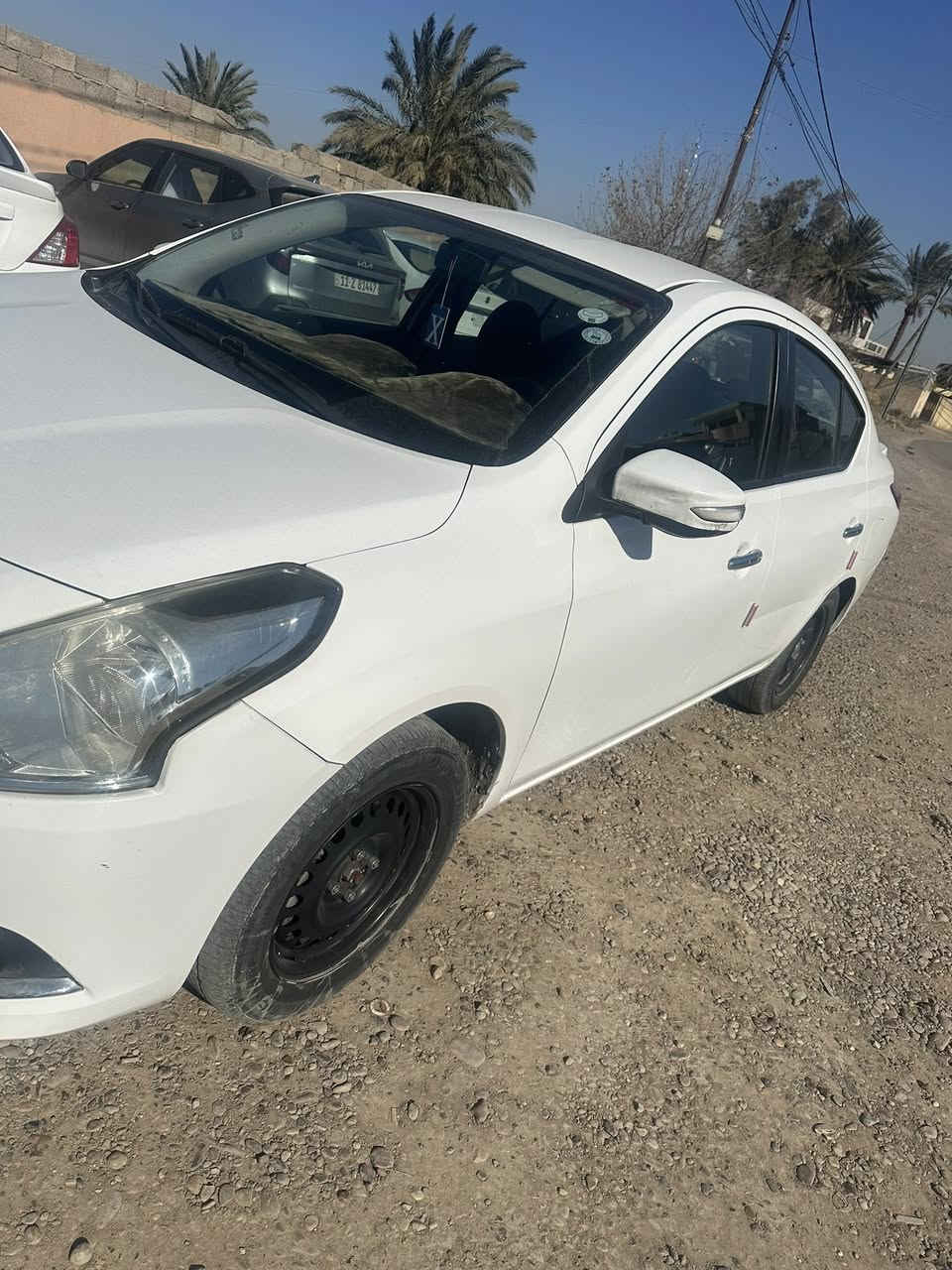 نيسان سني مصري (2023) ماشيه ٤٨ الف
سيارة كفالة عامة عدا شخط بالباب موضح بالصور 
فول 
شاشة 
كامرة 
الجام 4 كهرباء 
اشاير بالمرايات
داخل اسود 
تبريد خلفي 
والسني مواصفاتها معروفة 
رقم اربيل 
*********** 
العنوان/ بغداد الدوره 
سعر ١١٧ وبيهه مجال بسيط
