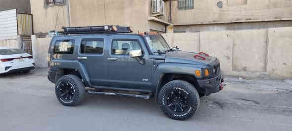 السلام عليكم 
همر  2007  مزودة كلش حلوه 
مرفعة وبلوجكترات ليلية 
فتحة سقف كشنات كهرباء 
محرك كير كهرباء تبريد كلة شغال
شاشة اندرويد كامرة خلفية 
رقم بغداد الماني تحويل مباشر 
(بيهه خربطة منظومة البريك)
(السعر 80$ )بالعافية عل يأخذها 
مكانه بغداد حي العامل 
***********
