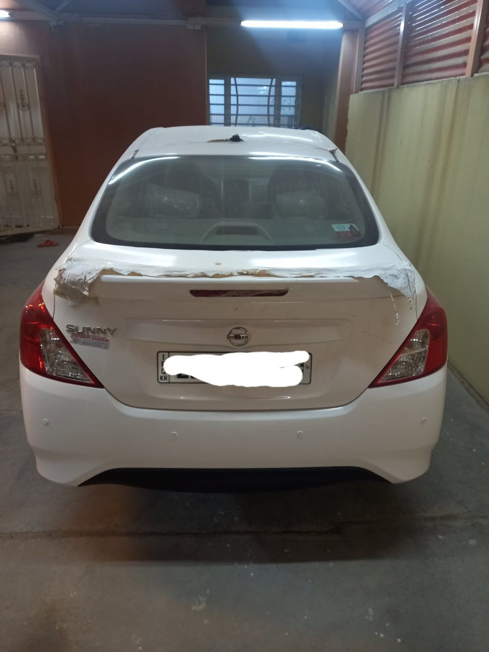 السلام عليكم للبيع صني ٢٥ مصري رقم اربيل باسم شركه وكاله او تحويل مجاني كفاله عامه جديده جدا بعده مجلده شبه زيروو ماشيه ٣ الاف مكاني النجف قرية الغدير السكنيه السلام ١٣٠ ورقه 
***********
