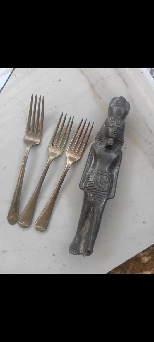 للبيع حسب القطعة أو شلع
نشرنا شلع مجموعة كبيرة قطعة ب 5 ماكو تفاعل رجعنا ننشر حسب القطعة


**إذا كنت صاحب هذا الإعلان وتريد حذفه لأي سبب، رجاءا أرسل رسالة إلى الدعم الفني**