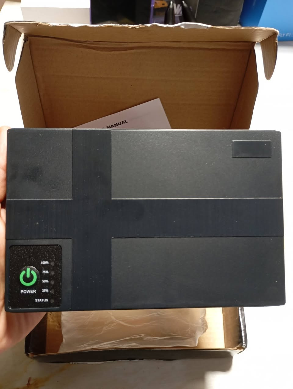 جهاز DC UPS

بطاريه 10400 mAh ليثيوم 

18 واط 

يشغل أجهزة الراوتر، المودم، وكاميرات المراقبة

يدعم فولتيات متعددة لتناسب مختلف الأجهزة، غالباً ما تشمل 5V، 9V، و 12V، بالإضافة إلى منفذ USB لشحن الهواتف


**إذا كنت صاحب هذا الإعلان وتريد حذفه لأي سبب، رجاءا أرسل رسالة إلى الدعم الفني**