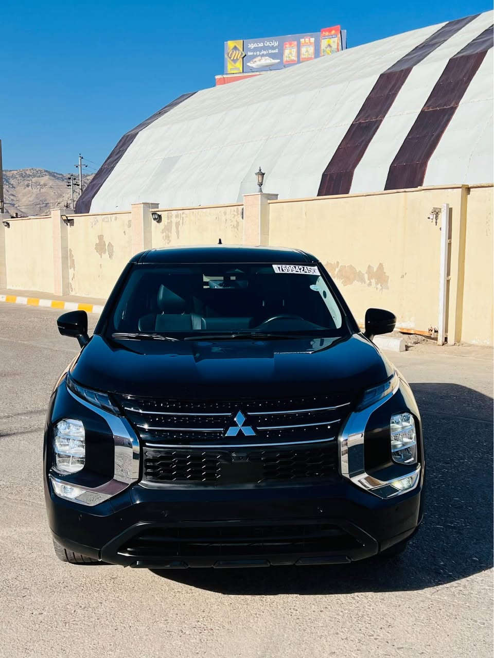 2025 SE MITSUBISHI OUTLANDER, BLACK EDTİON 🔥🔥
موديل 2025  شكل جديد                                               SE سعر بلاش 194 ورقة و مجال 
‎عدد الأميال :26.000 ميل  
مواصفات : 5كاميرا صندوق شفت كشن هيتر كهرباي
7 راكب 7 نةفةرية  شكل جديد 
‏‎حجم سلندر :  4 سلندر - 2500  
ضرر: فقط دعامية بدون سبخ بدون أرباك پةرةشوتي نةپةقيون هيج بوياخي نية ئوتوموبيلةكة 
رقم : سيارة رقم موقت شرت ترقيم اربيل دهوك سليمانية ب كيفك 3 مانگي خوي لةگةل داية 
‎من المعلومات الرجاء التصل علي وتس اب
                                                                                   ***********☎️‎واتساپ كورةك موجودة صابركارس تيجارة للسيارات✅ أربيل, العراق


**إذا كنت صاحب هذا الإعلان وتريد حذفه لأي سبب، رجاءا أرسل رسالة إلى الدعم الفني**