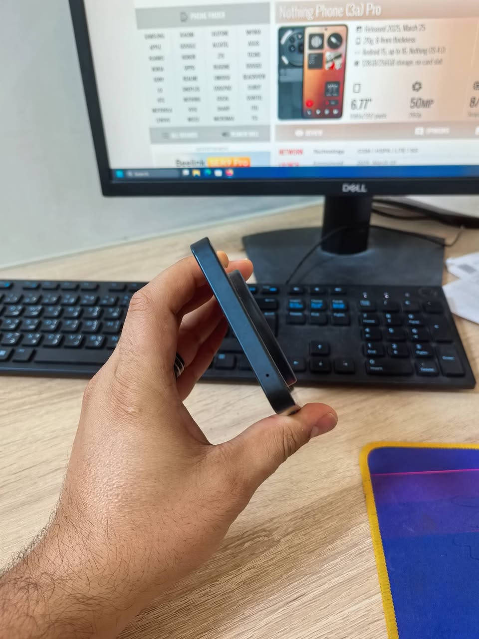 سلام عليكم
للبيع Nothing 3a pro
مستخدم نصيف جدا 
الشاشة:6.77  بتردد 120 هرتز - AMOLED
الذاكرة: 256/12
الكاميرا:50 + 50 + 8 
المعالج:Snapdragon 7s Gen 3
البطارية :5000  - 50 واط
بدون ملحقات فقط كڤر وياه 
السعر 500 وبي مجال 
مكاني نجف توصيل متوفر 
***********
