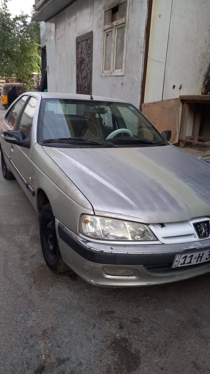 سلام عليكم عندي بيجو روى ٢٠٠٧ بغداد سياره نضيفه مكان السياره بغداد شارع حيفا قرب نادي ***********السعرالسعر ٣٢ ورقه
