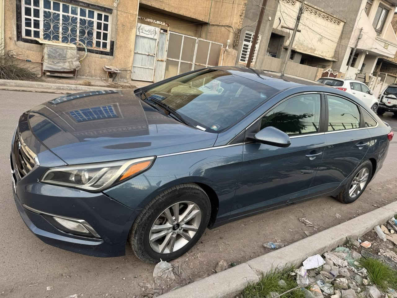 السلام عليكم سوناتا ٢٠١٧للبيع حادث دعاميه فقط وبل عراق صار بيها بارد بل جاملغ الخلفي  
المواصفات 
شاشه 
كامره
تحكم استيرن 
٣وضعيات قياده 
السعر١٣٥. بيها مجال قليل 
مكاني بغداد الطوبجي 
***********
