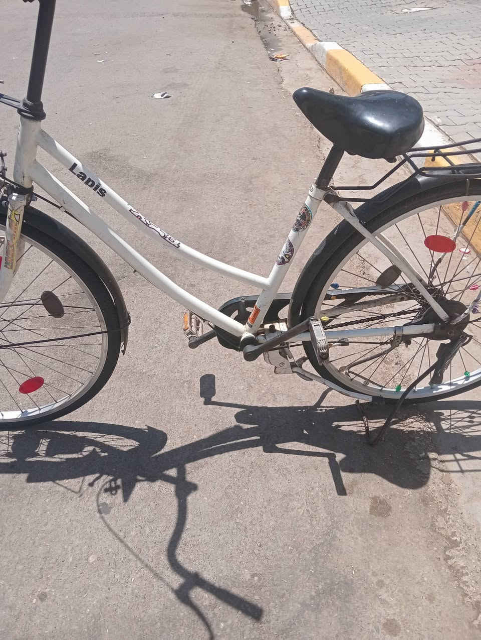 السلام عليكم بايسكل بناتي التاير الي وره كله جديد من جوب من تأير من بطيخه البايسكل بالله السعر 60 وبي مجال مرسله خاص ذمه بركبته الي يفوت مو شراي


**إذا كنت صاحب هذا الإعلان وتريد حذفه لأي سبب، رجاءا أرسل رسالة إلى الدعم الفني**