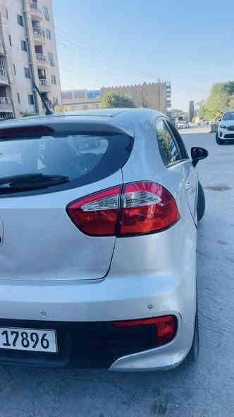 سلام عليكم كيا ريو للبيع فقط موديل 2016 سياره حلوه ونظيفه سياره بيها بارد بل صندوق وباب امبدل نفس لون وجاملغ جارد كما موضح بل صوره ورصعات كما موضح بل صور محرك ١٦٠٠ سياره مكفولة من كير ومحرك سياره ماشيه 63260km وقابلة للزيادة سعر 95 للاستفسار *********** مكانها بغداد حي جامعه
