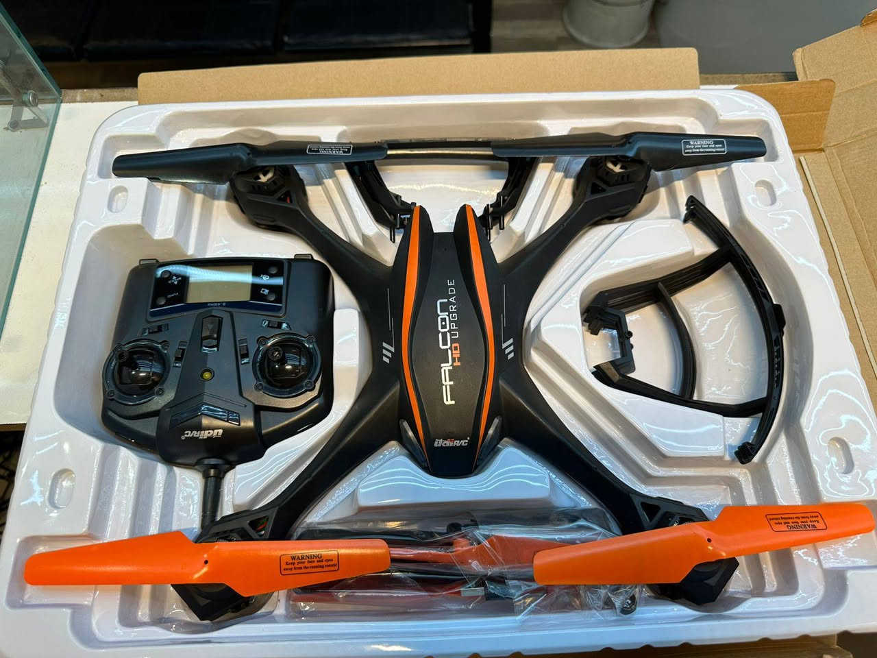 طائره ادرون السعر 70وبيها مجال تواصل عله الرقم ***********
مع كامل ملحقاتها
