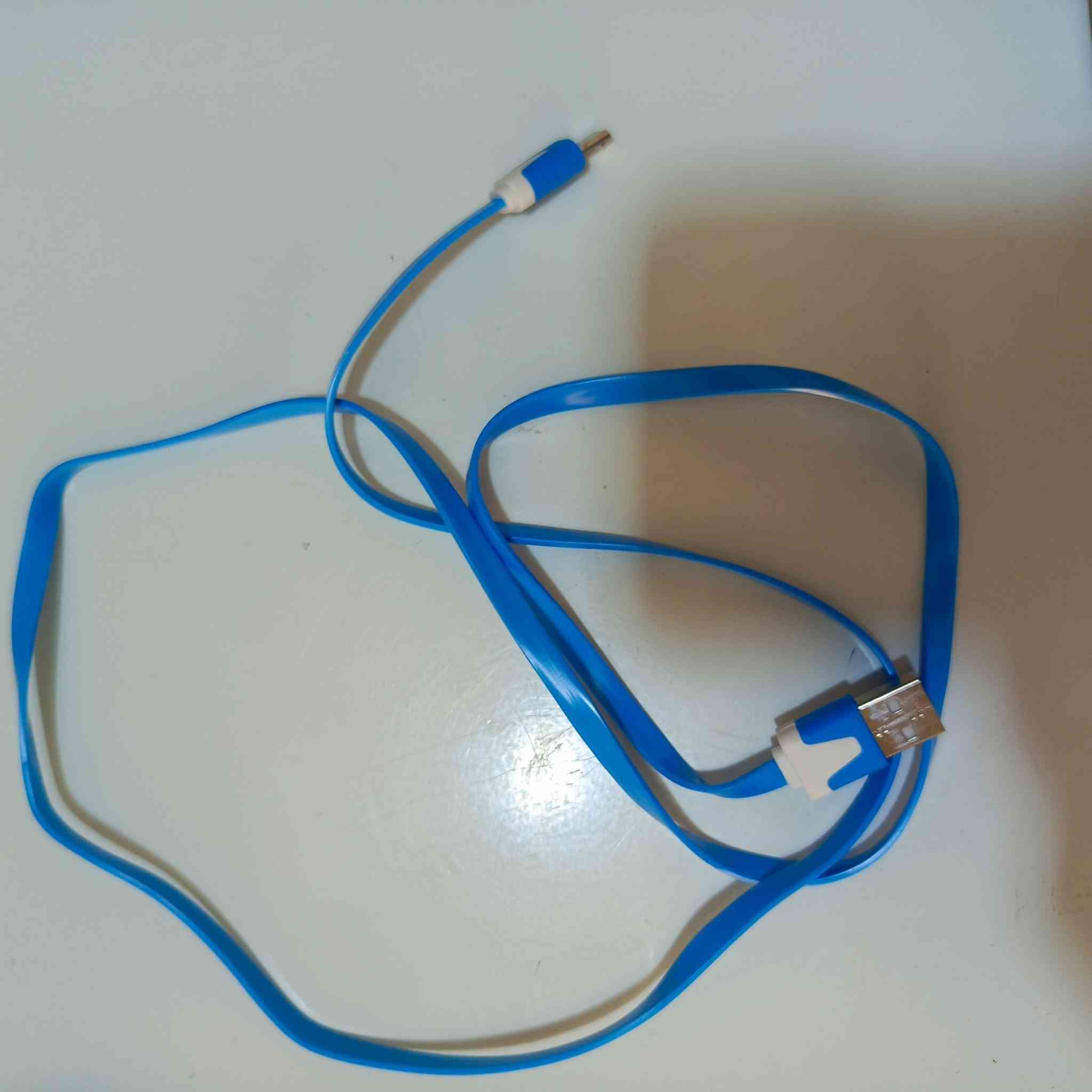 متوفر جهاز هو ناسخ ومبرمج بطاقات RFID/NFC المحمولة، وتستخدم لنسخ بطاقات الوصول والتعريف الذكية.يدعم الجهاز ترددات متعددة مثل 125 كيلوهرتز و13.56 ميجاهرتز (بطاقات IC وID)، مما يتيح له التعامل مع معظم أنواع البطاقات الشائعة.يتميز بشاشة ملونة مقاس 2.8 بوصة لسهولة التشغيل، ويمكن توصيله بجهاز كمبيوتر عبر USB لتحديث البرامج أو فك تشفير البطاقات جديد
مع كامل ملحقات
السعر 25
يوجد توصيل الى جنيع محافظات العراق
@أبرز المعجبين


**إذا كنت صاحب هذا الإعلان وتريد حذفه لأي سبب، رجاءا أرسل رسالة إلى الدعم الفني**