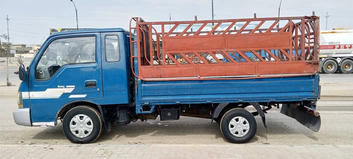 ‏كيا بزون للبيع  موديل 2002 بحالة ممتازة. المحرك:شرط
‏الكير: شرط
‏الصبغ: شرط
‏الأكسن: شرط
‏الشاصي: شرط
‏رقم السيارة: نينوى (ألماني)
‏💰 السعر: 80 وقابل للتفاوض للجادين.
‏📞 للتواصل:
‏***********
‏***********
