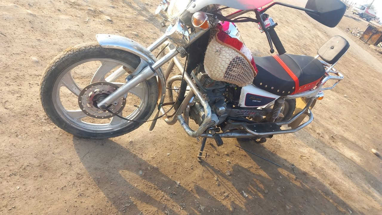 سلام عليكم دراجه جني البيع موديل 2015 دراجة على الشركه ابلاديه اوراق اصوليه السعر  خاص مكاني ديالى الخاص سراجق هاذه رقمي ***********
