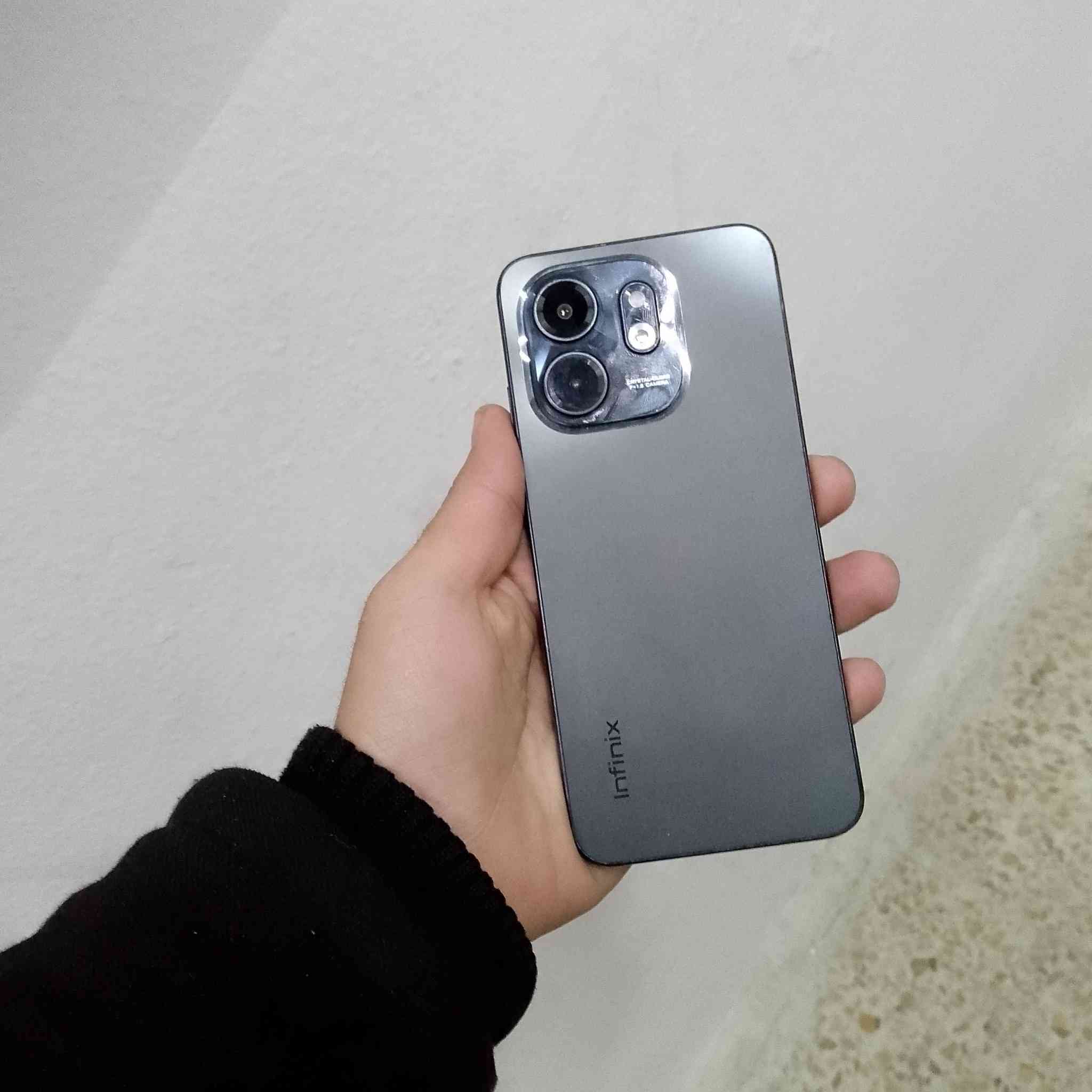 انفنكس اسمارت 9ذاكره 128رام 4الجهاز شغال كامل شرط وضمان 24ساعه السعر 80الف وبي مجال رقمي ***********
