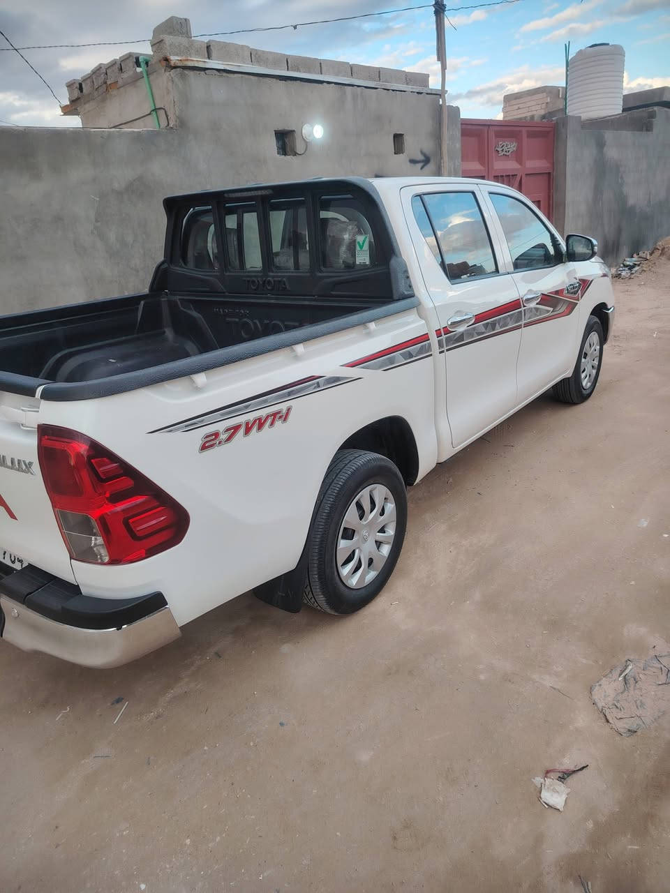 البيع فلاونزه 23 كير عادي ماشيه 75 لف كفاله عامه شرط عله وضع شركه رقم بصره شرط تحويل سعر 237 وبيه مجال بسيط مكان طريق نجف كربلاء عله شارع العام عمود 509 رجأن رجأن المشراي لايكسر بحلال العالم ***********
