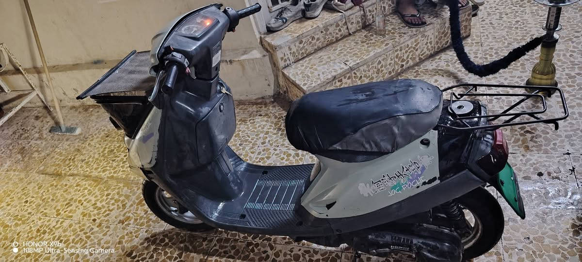 لبيع مطور بزون يماهه والمكينه شرط ما مفتوحه بس قبر هندر الشاصي شرط ما مكسور  الويرمنيه كله شغاله سلف هور لايت اشير بس يرداه كتوت الباتري جديد التايات جدد  العنوان موصل ايسر شقق الخضراء الرقم *********** بي واتساب  السعر 230 وبي مجال شي قليل
