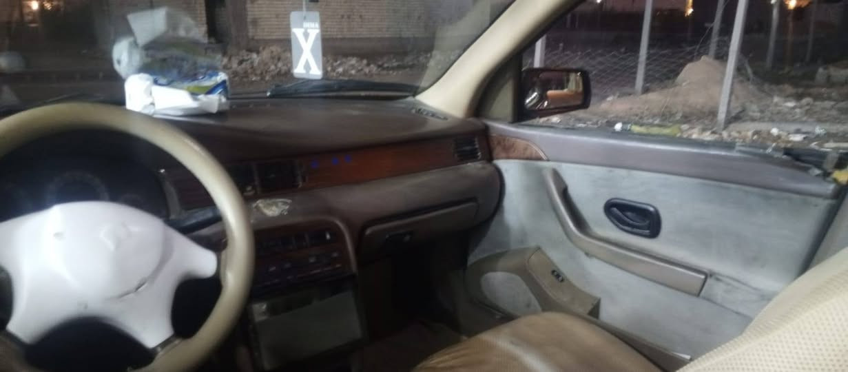 السلام عليكم 
سمند ٢٠١١
جاهزه مكينه كير خير من الله 
مصفره هيه او غرامات. اب اسمي 
٣٣
بغداد حي الجهاد.    ***********
