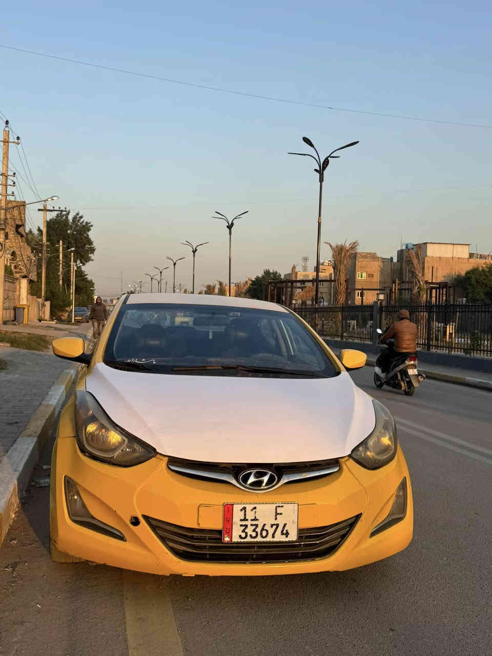 النترا للبيع 2015 اجرة بغداد
هزه سنه كامله نهزت شهر 12 سنوية 2030 شهر 12 ارقام الدولية 
مصفرة هيئة وغرمات 
موصفات نص فول المعروفة
ويل كاب السيارة
تخم تاير بيه
باتري جديد
تبريد هذه الموسم مشدود منضومة كامله حدايدية جديده شديته امامي خلفي
مكينه كير خير من اللّٰه  عليه منضومة غاز جديدة وبعده بالضمان L 60 زافولي
الجديدة الايطالي
وعليه شاشة كار بلي اندرويد اوتو
كامره خلفية دوارة

السعر 107 وبي مجال للشراي 
تواصل ‭0770 716 4551‬
