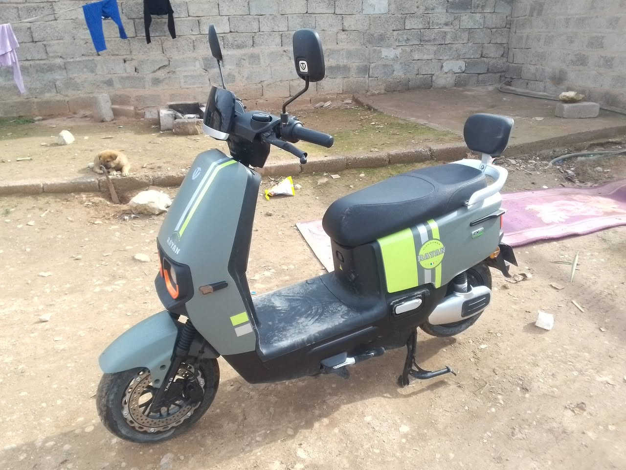 من شركه الريان  طلعتو من الشركه صالي شهر شرط مستعجل عل بيع السعر 900 بي مجال بسيط *********** وصل مال شركه بي ضمان سنه
