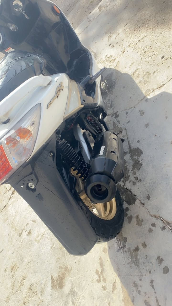 السلام عليكم للمراوس فقط bcx اوجبلي سكنس جولد طلاعات نوزل خطين مكينه 58شلعه معدل كامله مكمله مابيه اي نقص مكاني بغداد للمراوس فقط جبلي اوbcx جيل اول فقط


**إذا كنت صاحب هذا الإعلان وتريد حذفه لأي سبب، رجاءا أرسل رسالة إلى الدعم الفني**