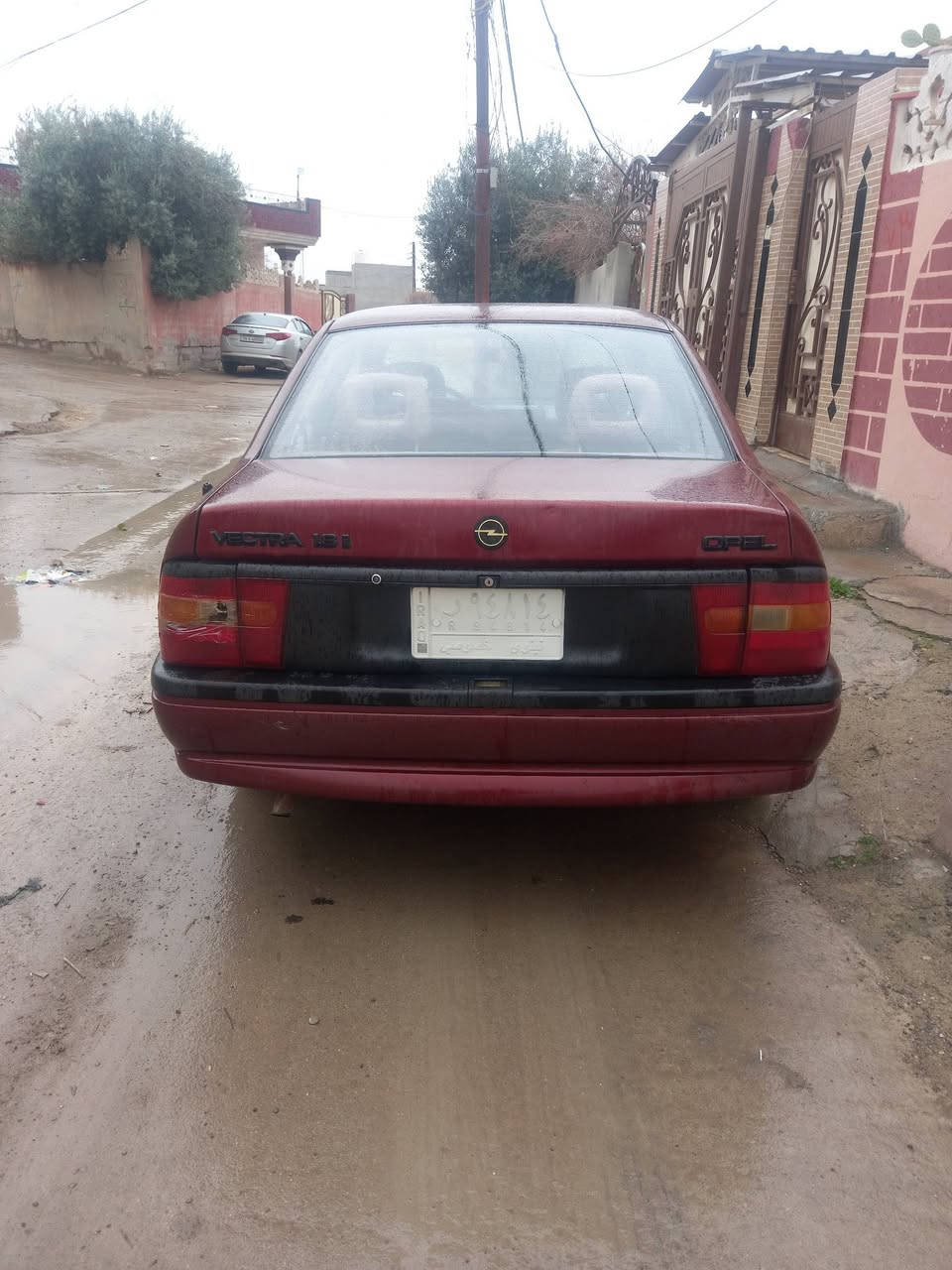 للبيع اوبل فكترا حجم 18موديل92رقم نينوى مشروع وطني  شرط التحويل  بطاقه بانزين كير عادي العنوان موصل  الاستفسار على الرقم ***********
