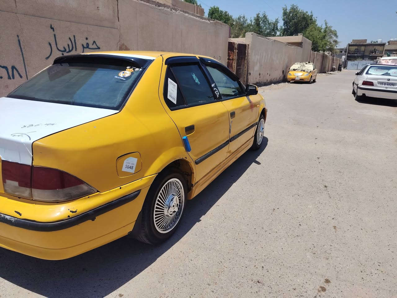 السلام عليكم سمندمديل ٢٠١١ سياره مرتبه خير من الله كير مكينه  فرنسي صدر امامي خلفي جديد جاهزه معمره هلالات وصبغ حزام سياره جاهزه ما عده تبريد نقصه كمبريسر رقم بابل تحويل مباشر مصفره هيئه وغرامات  اكاتب مروري راعيهه يريد تحويل السعر ٢٥ بيهه مجال وترهم مروس مكاني بغداد ***********وتساب الحسينيه مال راشديه اتصال***********غرفه حلوه مرتبه
