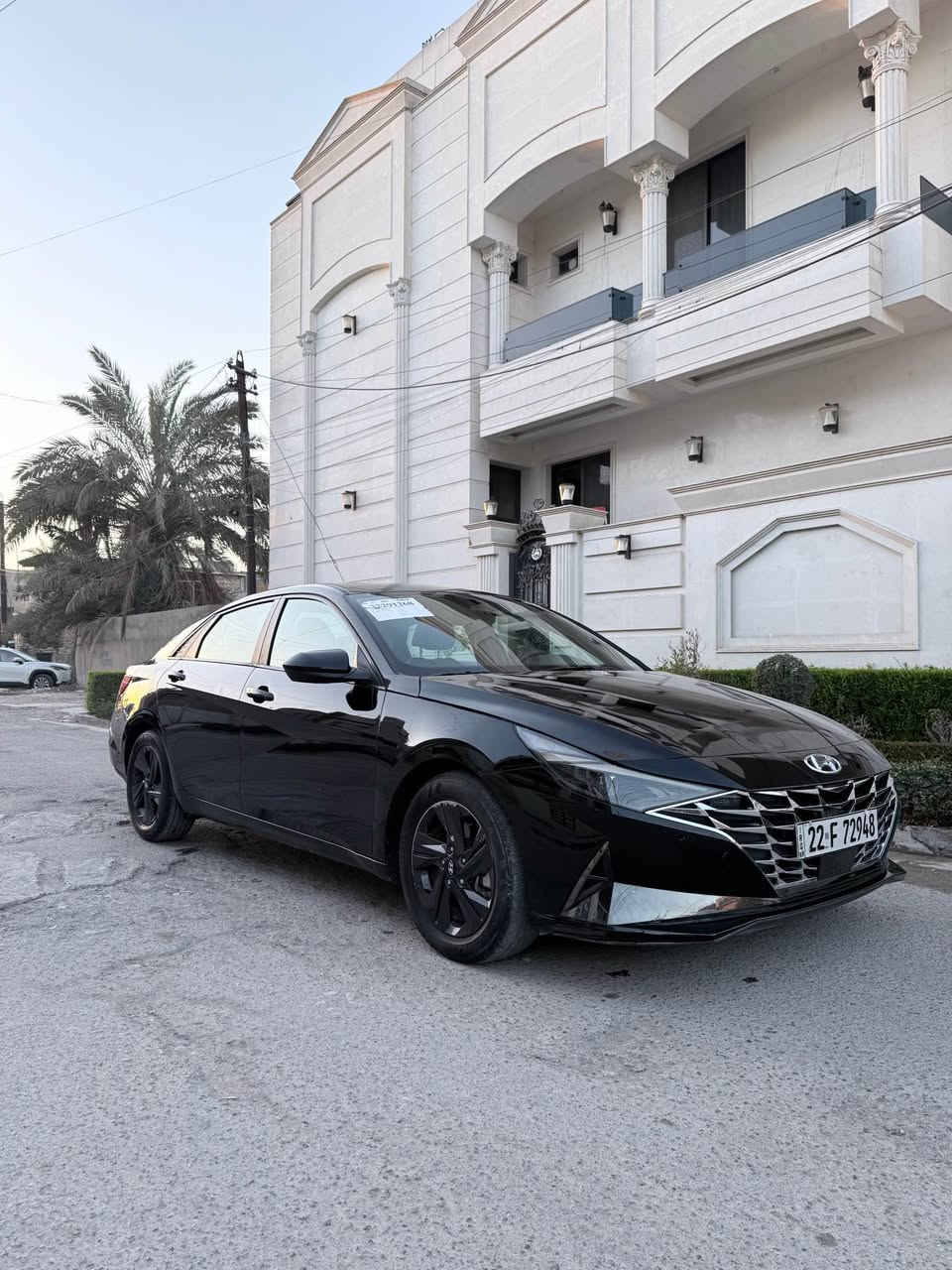 السلام عليكم 
هونداي النترا 
موديل 2021 
امريكي حادثها جداً بسيط بدون دواخل 
موجوده صور الحادث بالمنشور 
مواصفات عاديه 
بصمه تشغيل 
تشغيل عن بعد 
تبريد شاشه 
تحكم مقود جهتين 
كار بلي 
٣ انضمه قايده 
تبريد بيانو 
السعر 135 ورقه وبيها مجال بسيط حك الجيه فقط 
بغداد (بغداد جديده)
للتواصل *********** بغداد, العراق
