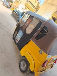 لبيع تكتك 2021 مرقم سنويه بغداد الدوره السعر 7500 07763302685