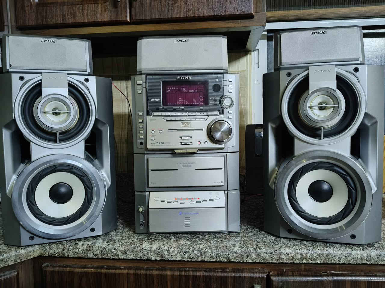 سوني مع ريموته ٨٠دولار


**إذا كنت صاحب هذا الإعلان وتريد حذفه لأي سبب، رجاءا أرسل رسالة إلى الدعم الفني**