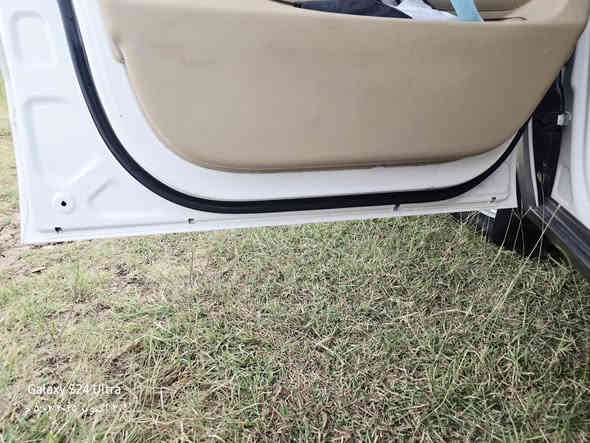 سلام عليكم ورحمة الله وبركاتة  إقراء المنشور اله تخابر رحم الله والديك  
سيارة ٢٠١٨ كفاله  فقط شخط ستوته ومسوي ربيع ابو البصره الي يعرف ربيع يعرف شغله وبدون معجون شرط جاهزه اخر حبايه مكينه مسكر ١٢ قبق اسود المرغوبه( ٤)دسك  رقم نگليزي بسمنه 
مصفره هيئة وضريبه دوشمه كامله كشنات وتنته وتكم  وارضيه  شاشه لمس  تبريد حداديه تخم تاير ويل كب المرغوب ماتحتاج فقط گاز وسايق شوف الصور وحكم درع سعره ورقتين  مكان السيارة ناصزيه سيددخيل السعر ٢٣٧وبي مجال   على التعليق قد ماجاوب لان ماعندي نت دائمآ  اتصل وبخدمتك ***********
