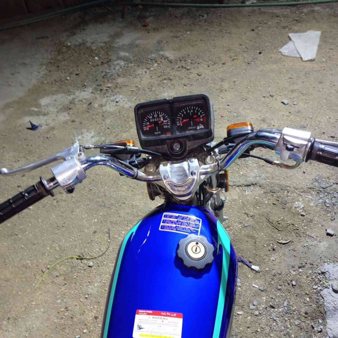 سلام عليكم اربعه كير للبيع متياز مديل 25اوراق دراجه جديده مابيه نقص برغي ليريده يتصل ويدلل مكان كربلا ***********
