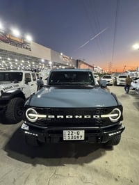 برونكو • اوتَر بانكس • ستة سلندر