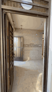 شقه للايجار نظيفه مثل ما موضح بالفديوا كل التفاصيل . طابق 2  حي التجار...