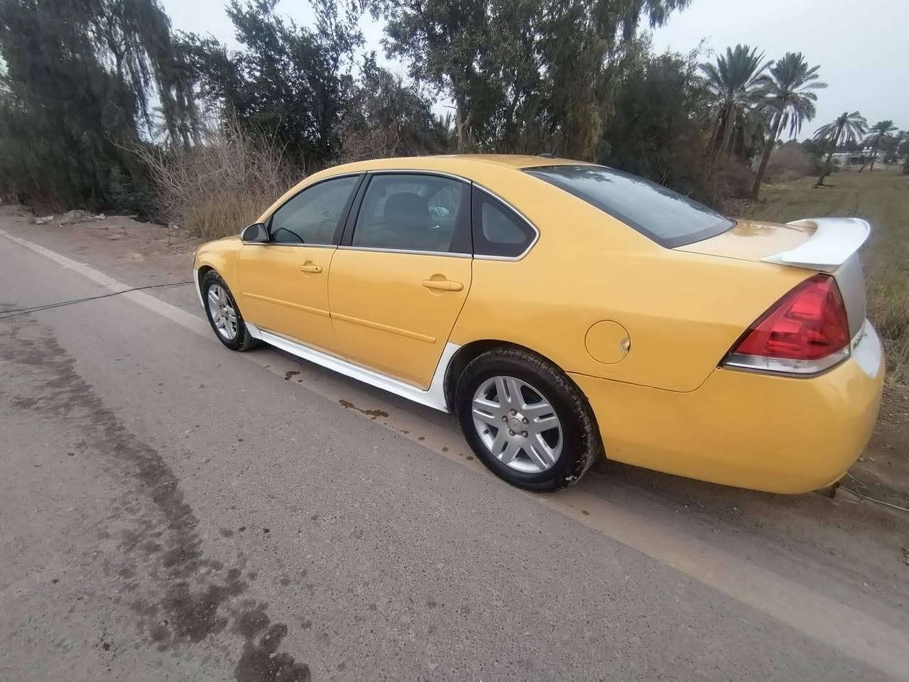 السلام عليكم
 امبالا 2012 مكينه 3600 فول مواصفات مكينه وضفيره وباتري جديد حادثها جاملغ خلفي أيمن بدون دواخل بغداد
السعر 60 وبيها مجال الزعفرانيه للاتصال ***********
