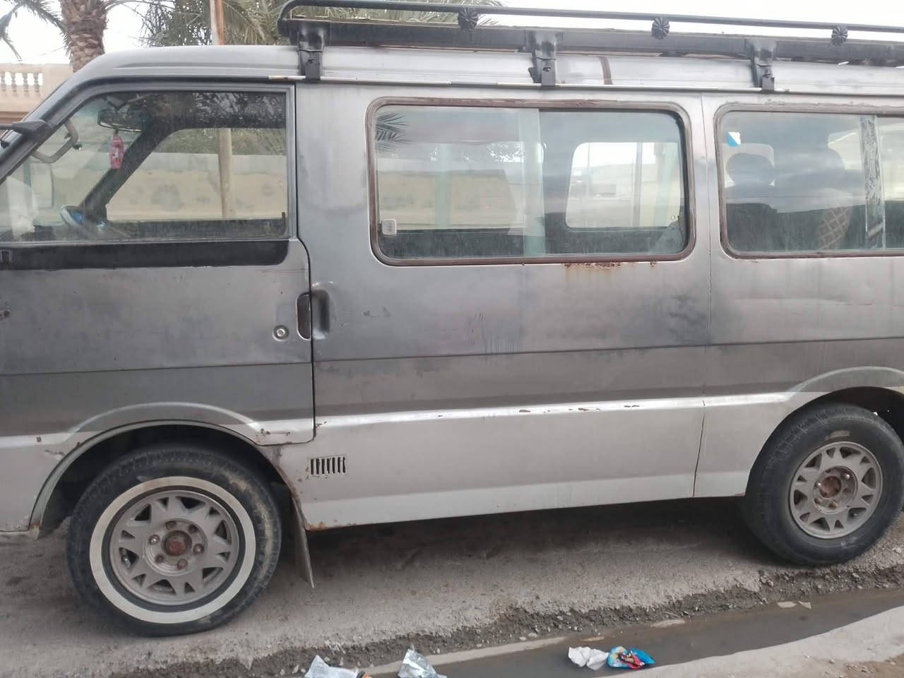 السلام عليكم كيه بسته للبيع موديل 94 كير محرك اكسل خير من الله سنويه 24
العنوان ديالى بلدروز  سعر 28 وبيها مجال 
اتصال على الرقم ***********
