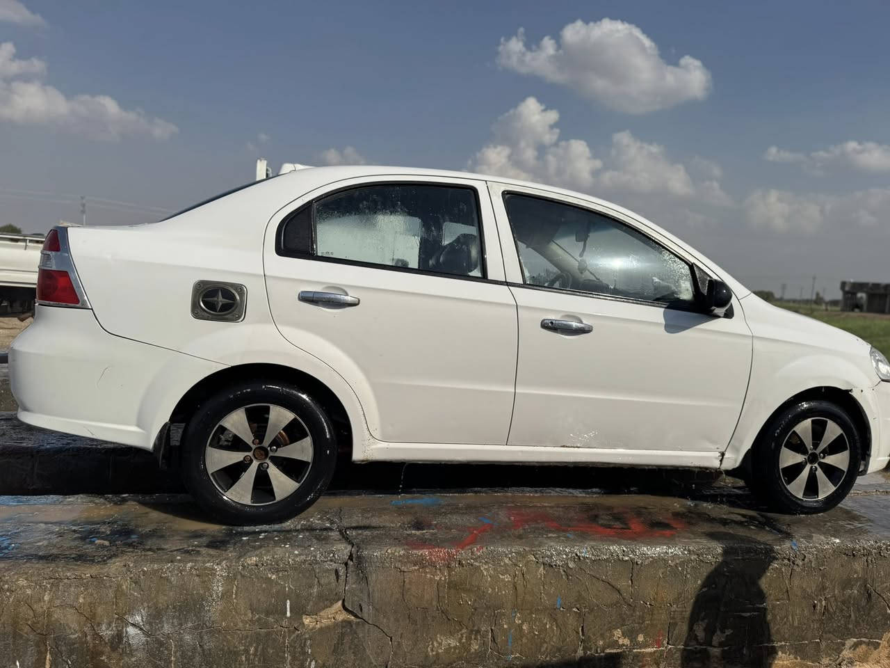 للبيع افيو 2008 خليجي مسكر رقم بغداد دولي الجديد سنويه مجدده ل2028  تريد تحويل تريد وكالة مكينة جديده طابوكة حدادية زينة تبريد كامل يحتاج كمبريسر مرات يفصل 
السعر54 وبيه مجال 
للاتصال ***********

المكان بابل الحمزة الغربي
